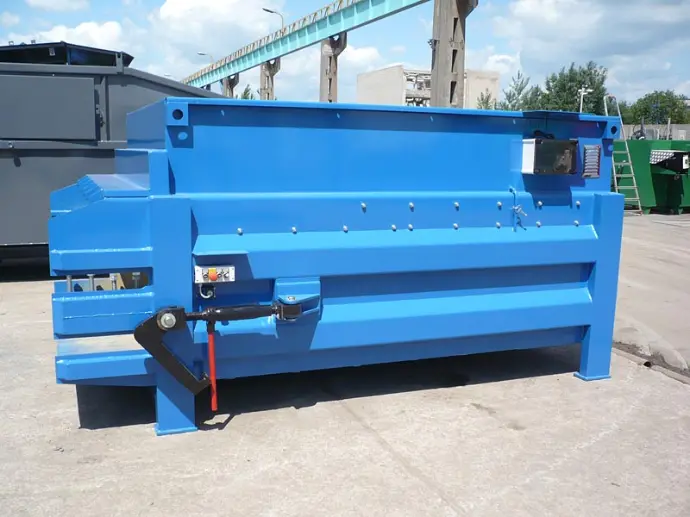 stationaire compactor voor karton en restafval